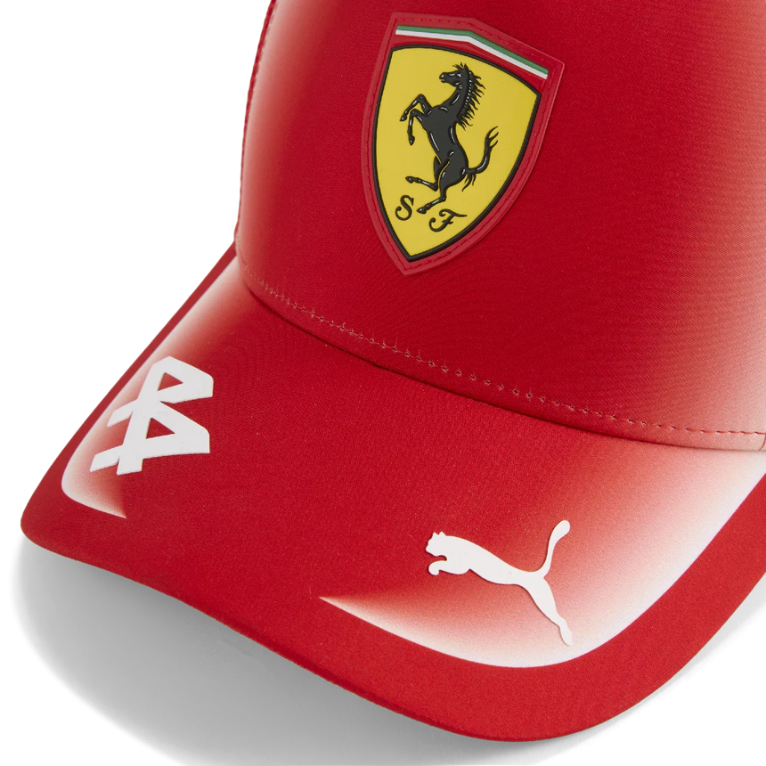 Gorra trucker Ferrari, equipo, Lewis Hamilton, Puma, roja