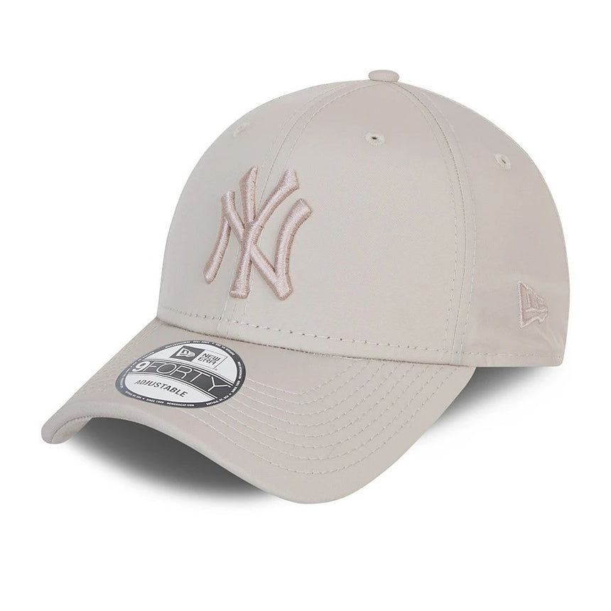 MLB New York Yankees League Essential 9FORTY Gorra Team