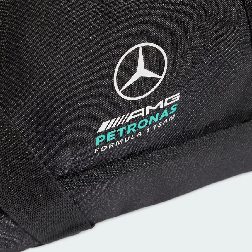 Mercedes_-_AMG_Petronas_Formula_1_Team_DNA_Dufflebag_Black_KF1782_42_detail-web-use.webp