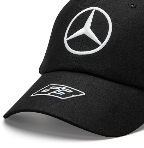 Schwarze Fahrerkappe des Mercedes-Teams George Russell, 2023