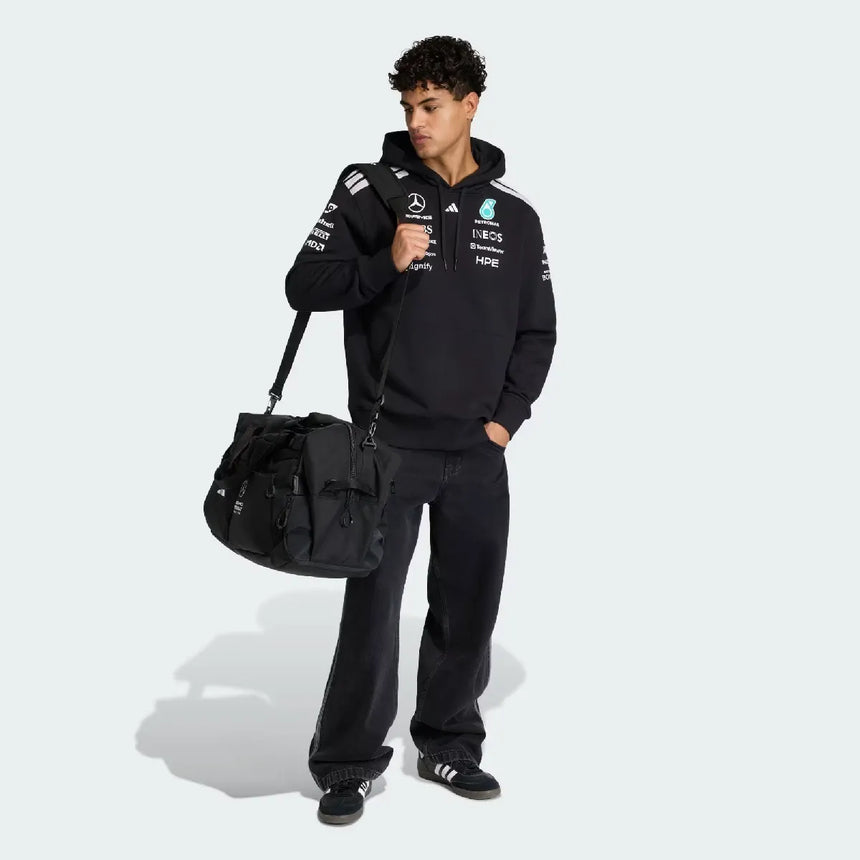 MERCEDES_-_AMG_PETRONAS_FORMULA_1_TEAM_DRIVER_HOOD_Sweatshirt_Black_KF0166_25_model_hover-web-use.webp