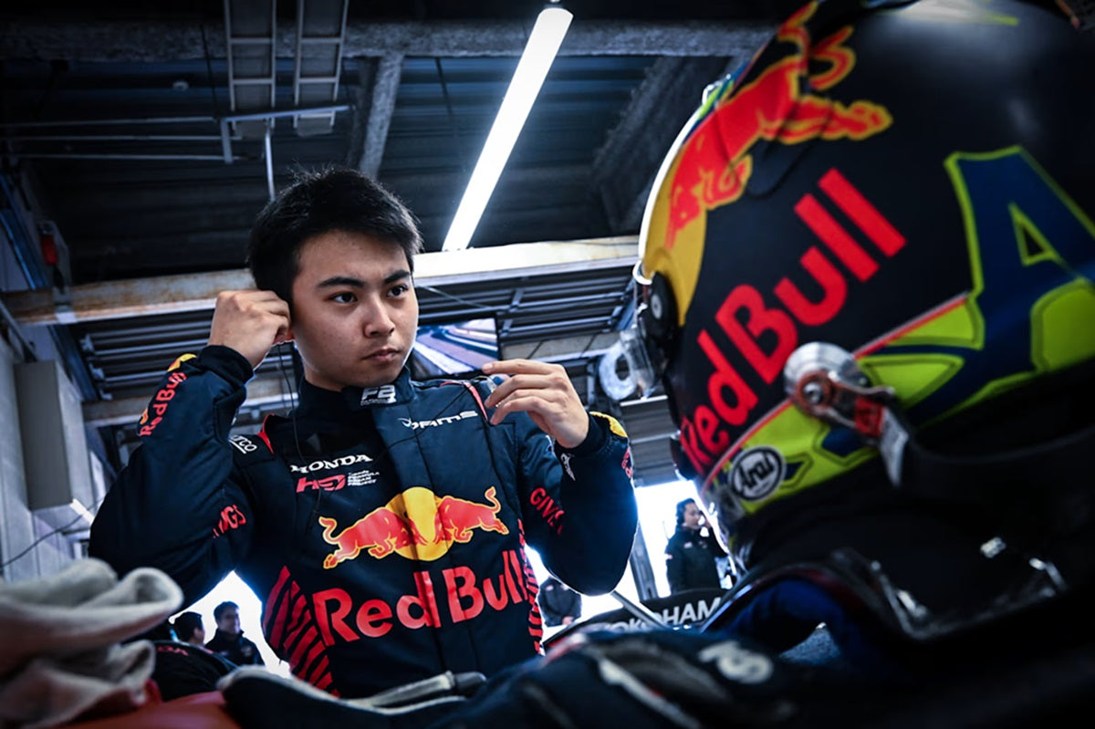 Bahrein FP1: Dos japoneses en Red Bull