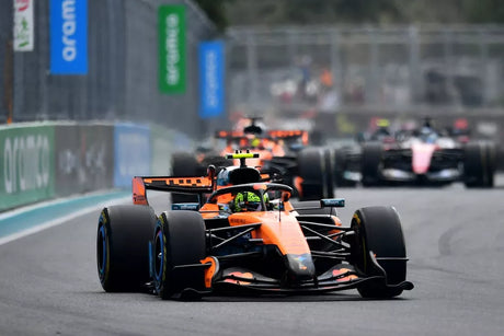 McLaren completa pruebas antes del parón de verano