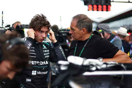 Antonelli gana con estrategia y Russell es segundo