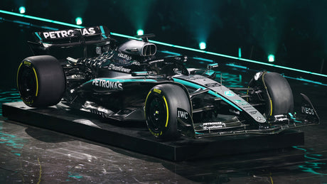 ¡Sorpresa en Suzuka! Mercedes Domina con Russell a la Cabeza