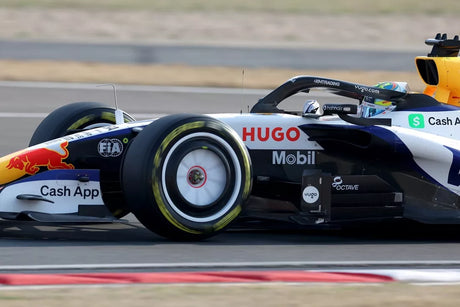 Lawson regresa a Racing Bulls tras accidente de Lindblad