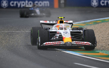 ¡El gesto secreto de Ricciardo que cambió la carrera de Lawson!