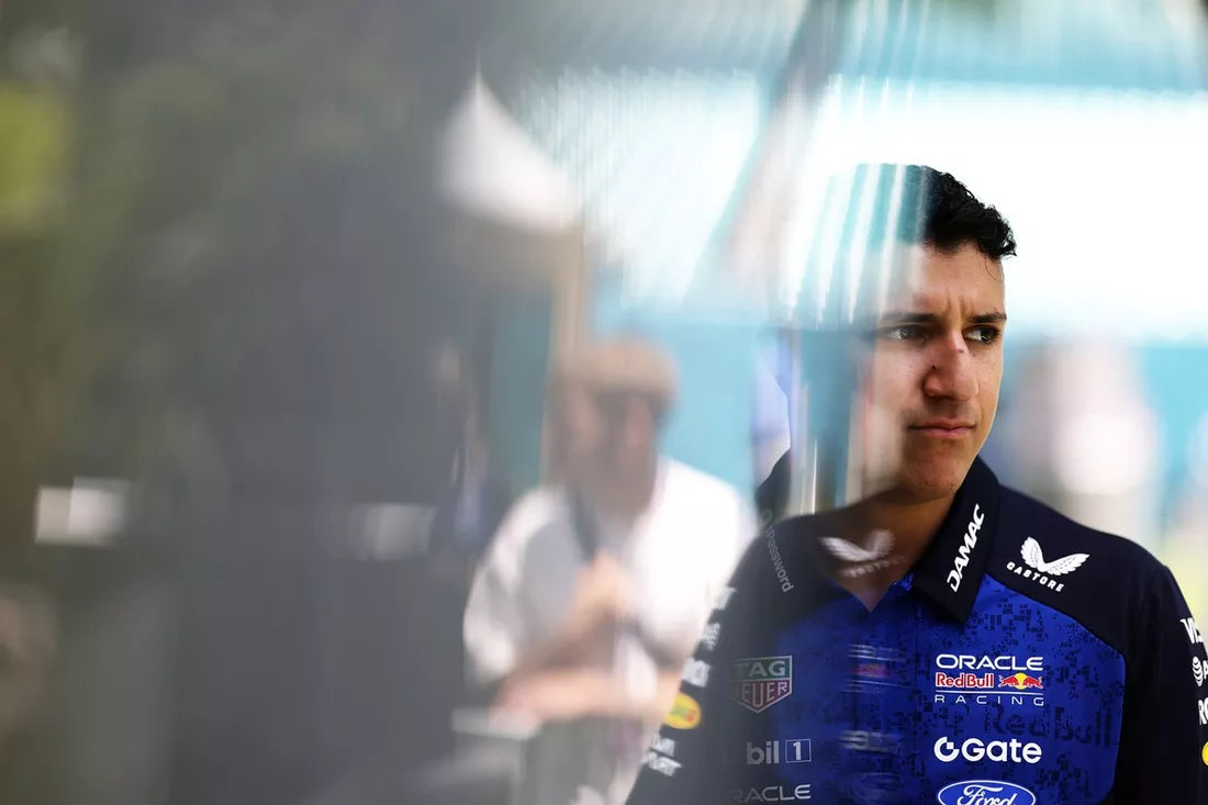 Hadjar reconoce la fortaleza de Ferrari y la mejora de Red Bull