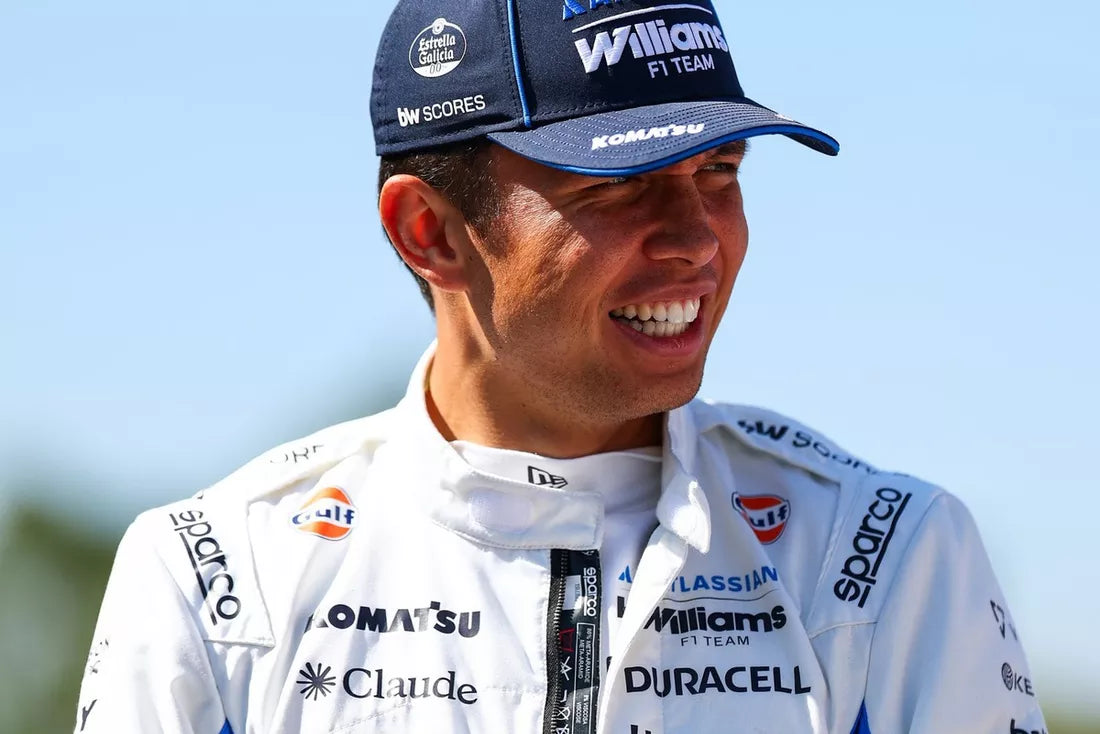 Albon y Antonelli penalizados con salida en última fila
