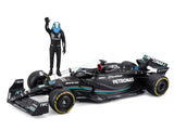 Mercedes coche a escala, bburago, George Russell, #63, 1:24, W14 E, con piloto