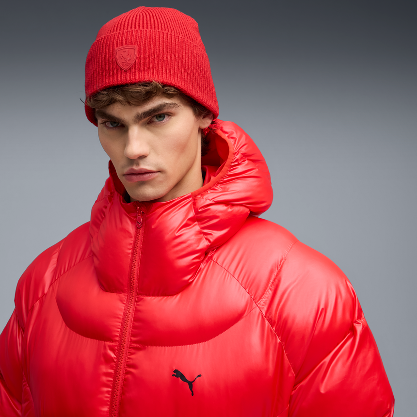 Gorro Ferrari Pro, Puma, de copa media, rojo