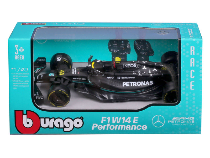 Mercedes modelo de coche, F1 W 14 E, bburago, 1:24, Lewis Hamilton #44, 2023