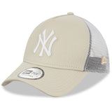 Gorra de los Yanquis de Nueva York, trucker, New Era, 9FORTY, esencial, beige