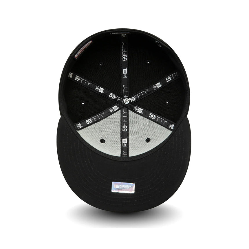 Gorra de los Chicago White Sox, New Era, 59FIFTY, negra.