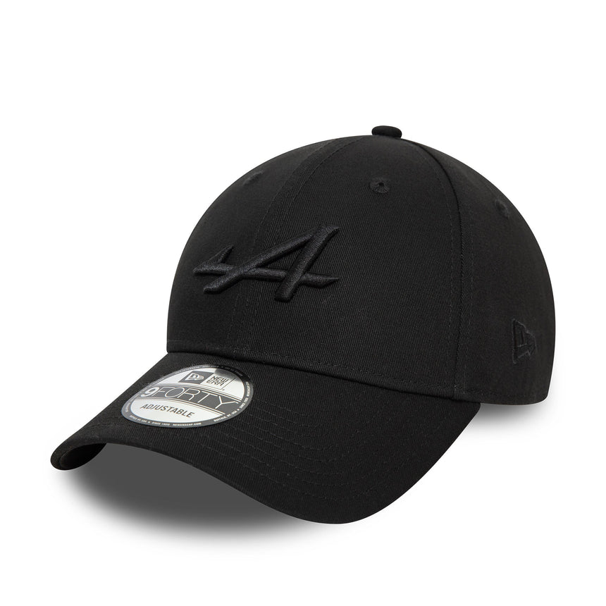 Gorra Alpine, en relieve. New Era, 9FORTY, negra