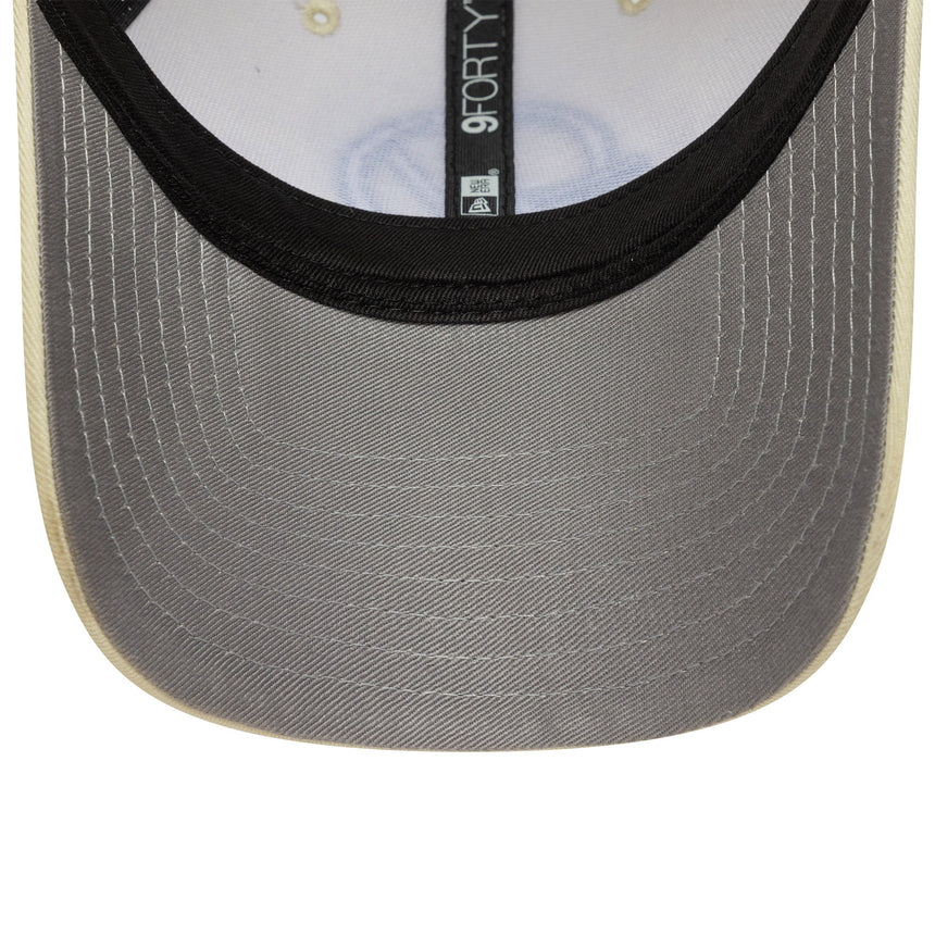 Gorra Haas de temporada, New Era 9FORTY, crema