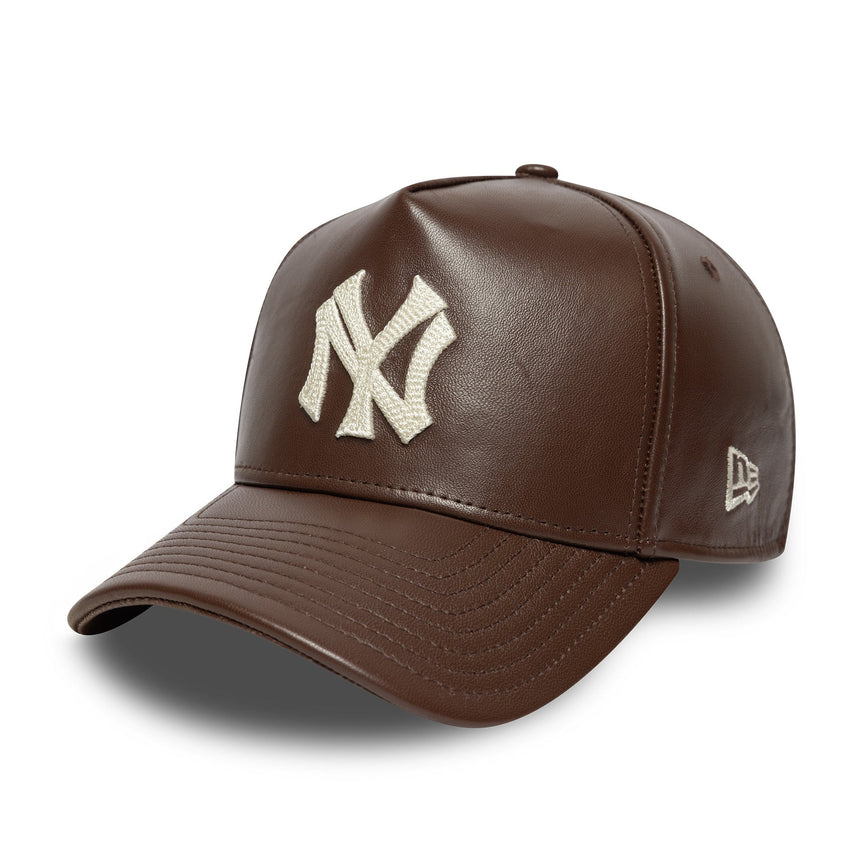 Gorra de los Yankees de Nueva York, cuero, New Era, estilo A-frame, marrón