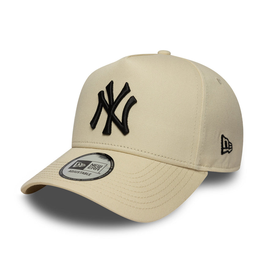 Gorra de los New York Yankees, color beige, con parche lateral, estilo A-frame, New Era, 9FORTY.