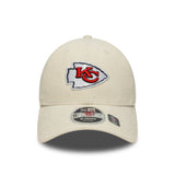 Gorra de Kansas City Chiefs, con cordón, New Era, 9FORTY, beige.