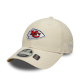 Gorra de Kansas City Chiefs, con cordón, New Era, 9FORTY, beige.